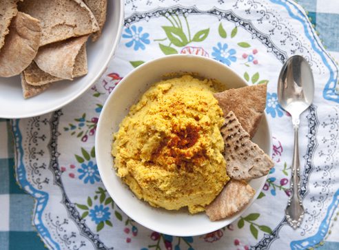 EASY 10-Ingredient Moroccan Hummus Recipe | picklesnhoney.com #moroccan #hummus #recipe #vegan #glutenfree