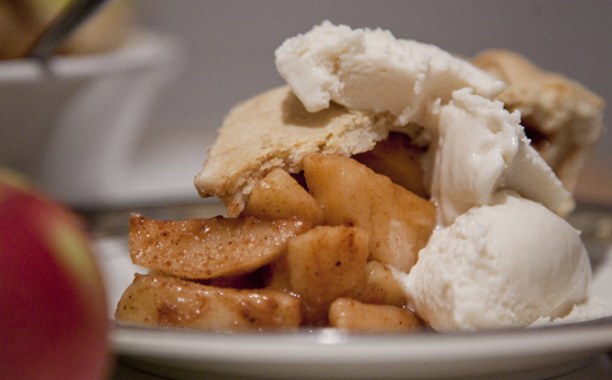 apple_pie_vanilla_soy_ice_cream