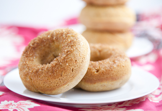 Vegan Sweet Potato Donuts | picklesnhoney.com #vegan #sweetpotato #donuts #recipe