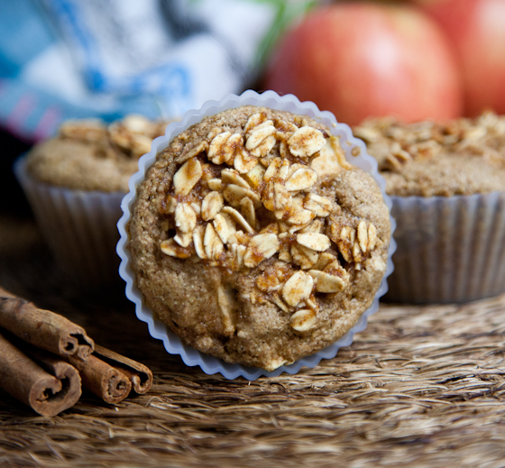 Apple Cinnamon Muffins with Rolled Oats