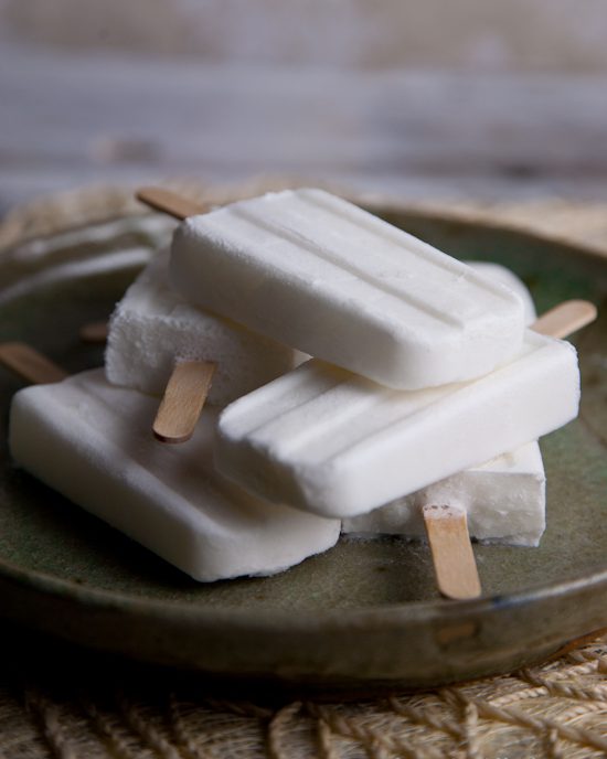 3-Ingredient Coconut Water Popsicles! Vegan, No Added Sugar & Gluten-Free | picklesnhoney.com #coconut #coconutwater #popsicles #dessert #snack #vegan #sugarfree #glutenfree #recipe