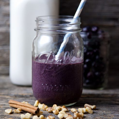 Blueberry Walnut Smoothie