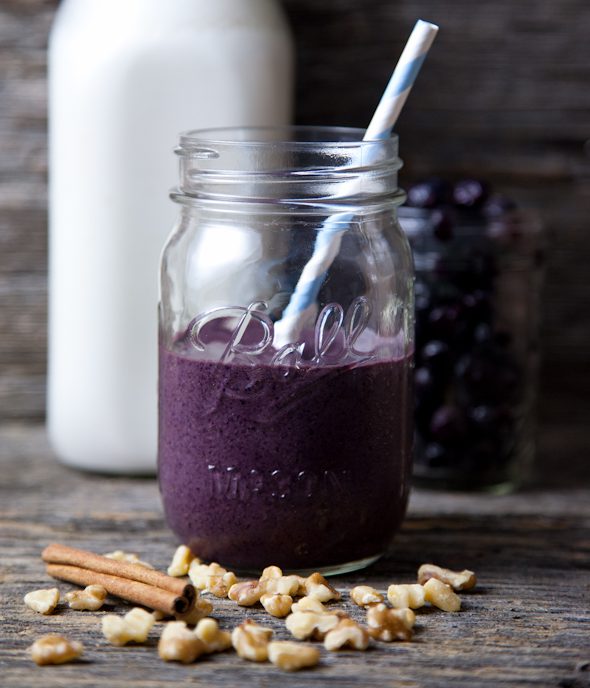 Blueberry Walnut Smoothie