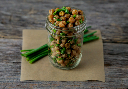 Cool Ranch Roasted Chickpeas // picklesnhoney.com