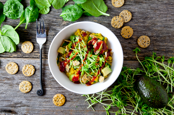 Healthy Vegan Savory Oatmeal! So easy and ready in under 15 minutes! | picklesnhoney.com #vegan #glutenfree #savory #oatmeal #recipe #main #lunch #dinner #breakfast