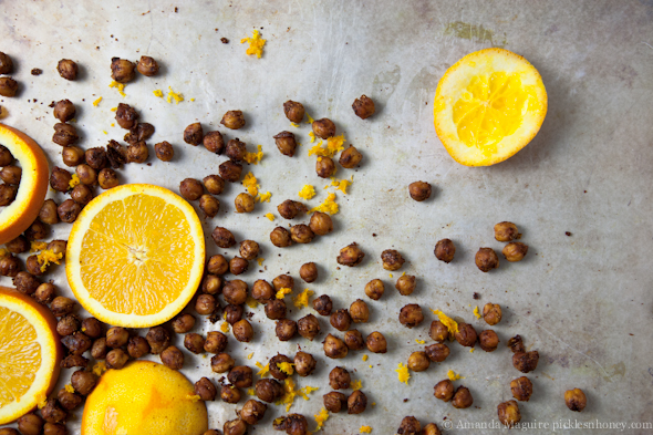 Sweet Chili Orange Fennel Roasted Chickpeas // picklesnhoney.com