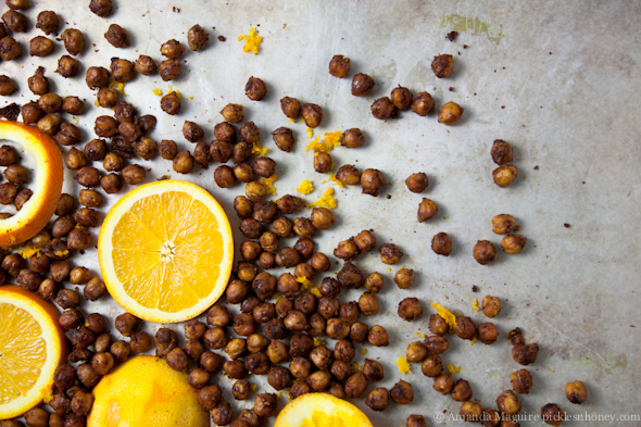 Sweet Chili Orange Fennel Roasted Chickpeas // picklesnhoney.com