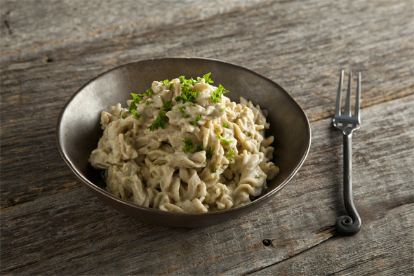 Vegan Alfredo with Artichoke | picklesnhoney.com #vegan #alfredo #recipe #artichoke