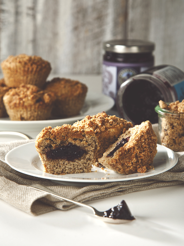 Banana Coffee Cake Muffins with Blueberry Elderberry Filling (vegan) + Norm's Farms Giveaway | picklesnhoney.com
