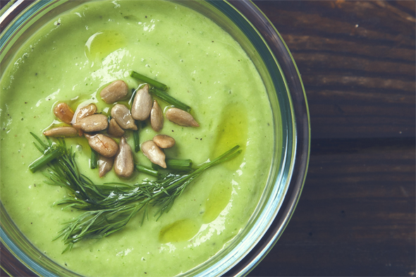 cold cucumber avocado soup with fresh dill, chives & roasted sunflower seeds (vegan, gluten-free) | picklesnhoney.com