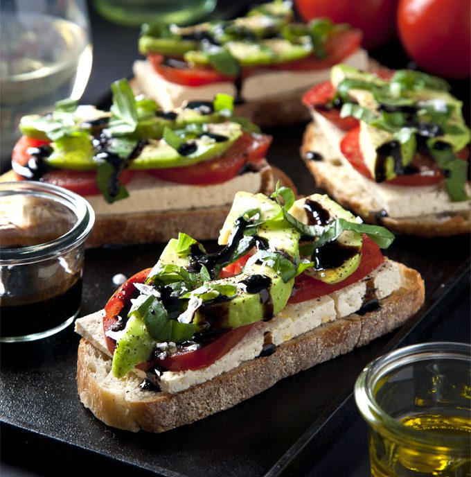 Open-Faced Vegan Caprese Sandwiches | picklesnhoney.com