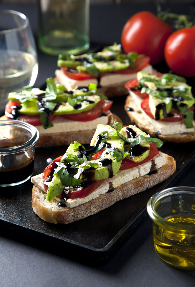 Open-Faced Vegan Caprese Sandwiches | picklesnhoney.com