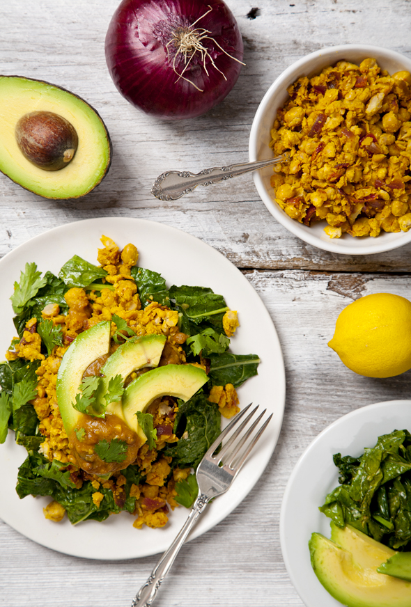 Chickpea Scramble with Sweet Potato Salsa & Garlicky Kale | picklesnhoney.com