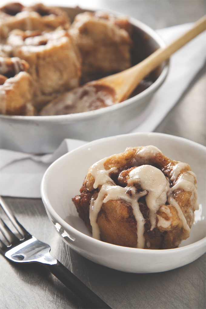 EASY Yeast-Free Cinnamon Buns! Vegan, Gluten-Free, and so simple to make. | picklesnhoney.com #cinnamonbuns #cinnamon #buns #yeastfree #vegan #glutenfree #recipe #breakfast #brunch #dessert