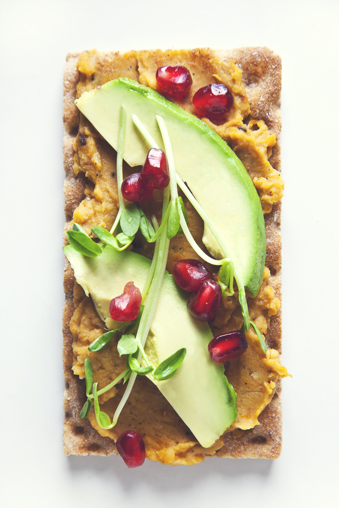 Healthy Butternut Squash and White Bean Tartines (Vegan) | picklesnhoney.com