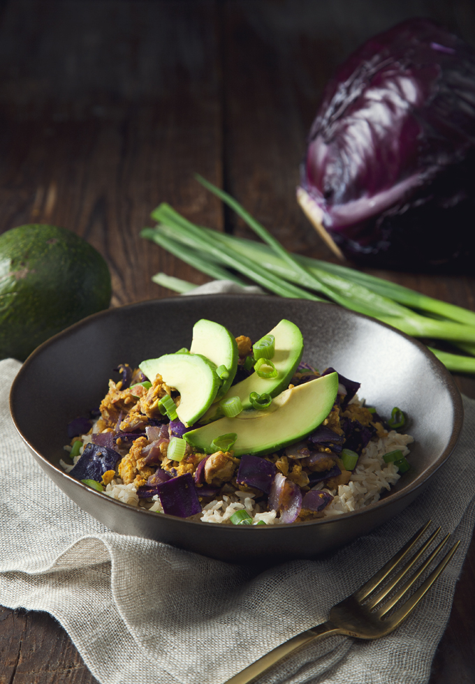 Chickpea Scramble and Red Cabbage Brown Rice Bowls | picklesnhoney.com