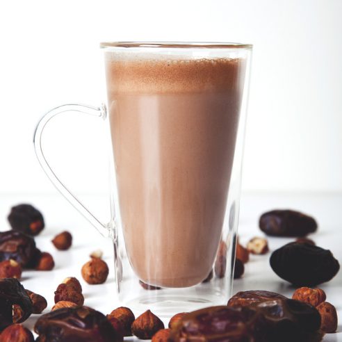 Vegan Nutella Hot Chocolate (Or Vegan Nutella Chocolate Milk!) | picklesnhoney.com
