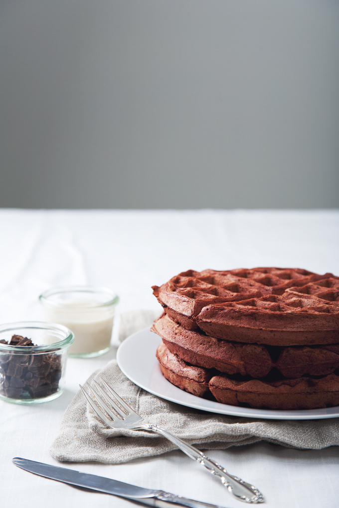 Vegan Red Velvet Waffles with Cream Cheese Icing | picklesnhoney.com