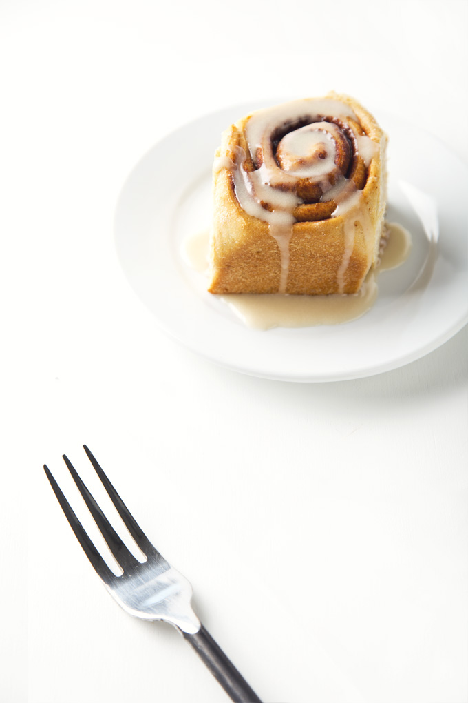 Easy Vegan Cinnamon Rolls | picklesnhoney.com