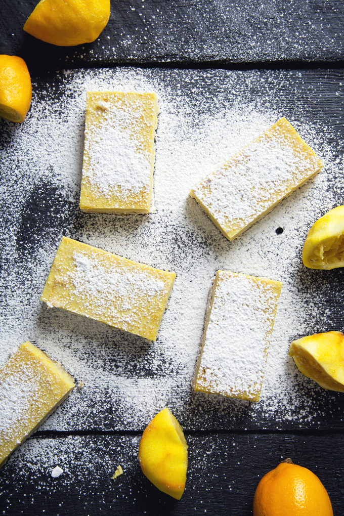 Gluten-Free Vegan Lemon Bars (Refined Sugar-Free, Grain-Free) | picklesnhoney.com