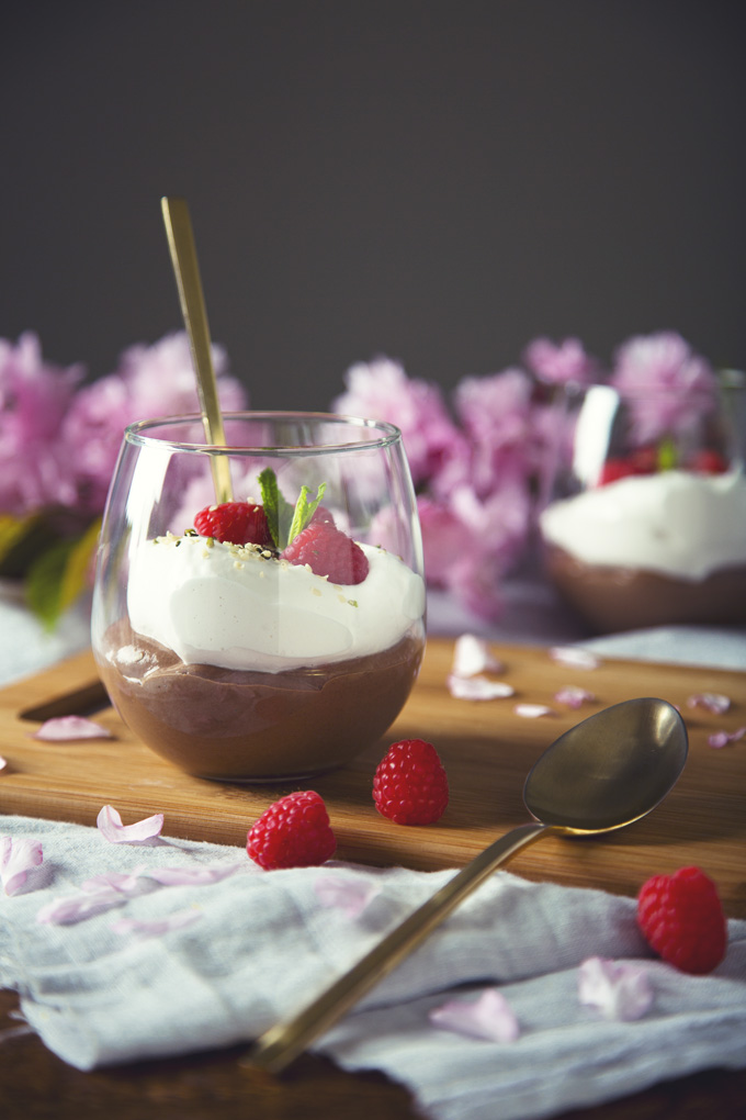 Instant Milk Chocolate Pudding with Homemade Marshmallow Fluff Topping  (Vegan & Gluten-Free) | picklesnhoney.com
