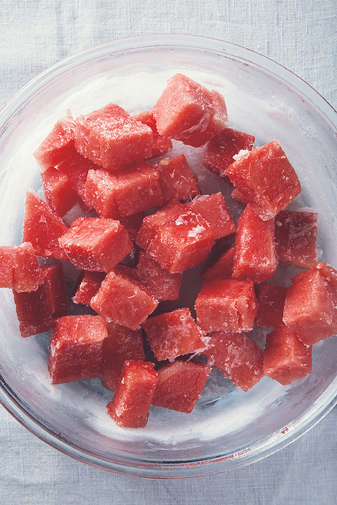 4-Ingredient Watermelon Milkshakes | picklesnhoney.com | #vegan #glutenfree
