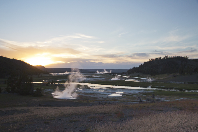 Week 6: Yellowstone National Park | picklesnhoney.com #PHroadtrip