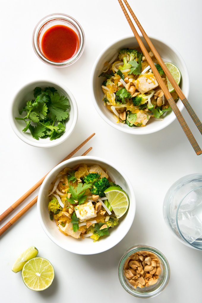 Healthy Vegan Spaghetti Squash Pad Thai with Tofu! (Gluten-Free too!) | picklesnhoney.com #vegan #glutenfree #padthai #thai #noodles #spaghettisquash #spaghetti #squash #recipe #main #lunch #dinner #healthy