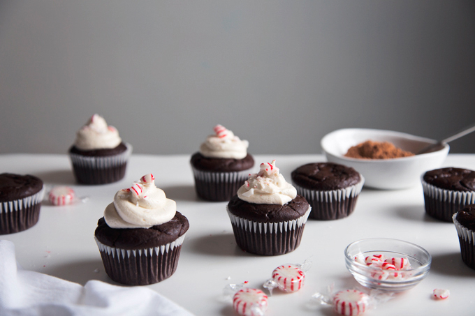 Vegan Triple Chocolate Cupcakes with Peppermint Frosting | picklesnhoney.com #vegan #chocolate #cupcakes #peppermint #buttercream