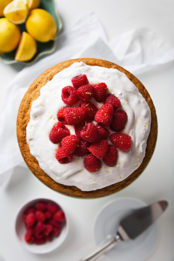 Simple Vegan Lemon Yogurt Cake with Lemon Cream Frosting | picklesnhoney.com #vegan #yogurt #cake #lemon #dessert
