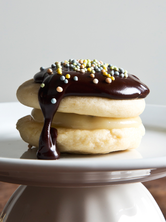 Vegan Boston Cream Pie Cookies | picklesnhoney.com #vegan #cookies #recipe