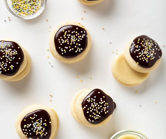 Vegan Boston Cream Pie Cookies | picklesnhoney.com #vegan #cookies #recipe