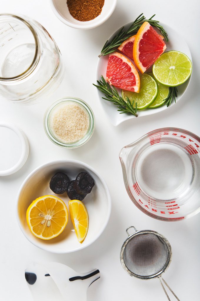 How to Make Water Kefir: a simple step-by-step guide | picklesnhoney.com #vegan #kefir #recipe