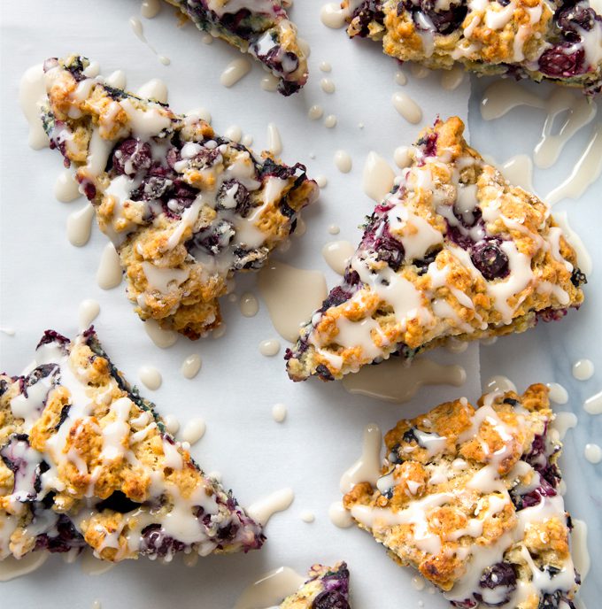 10-Ingredient Vegan Blueberry Scones! A great beginner recipe because they are so EASY. | picklesnhoney.com #vegan #blueberry #scones #recipe #breakfast #brunch