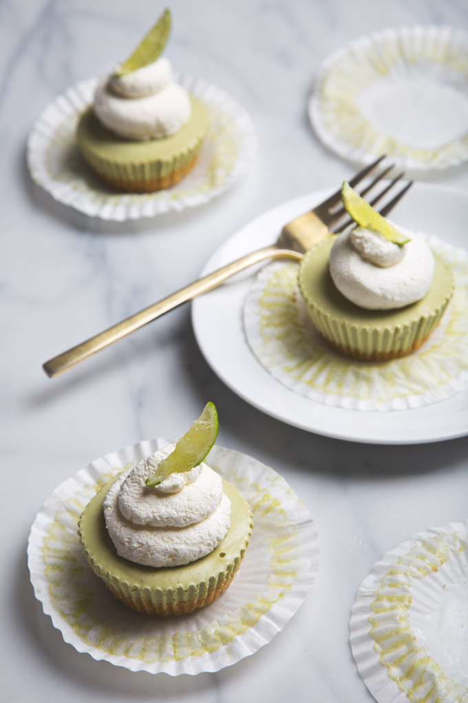 No-Bake Vegan Key Lime Cheesecake | picklesnhoney.com #lime #cheesecake #recipe #dessert #vegan