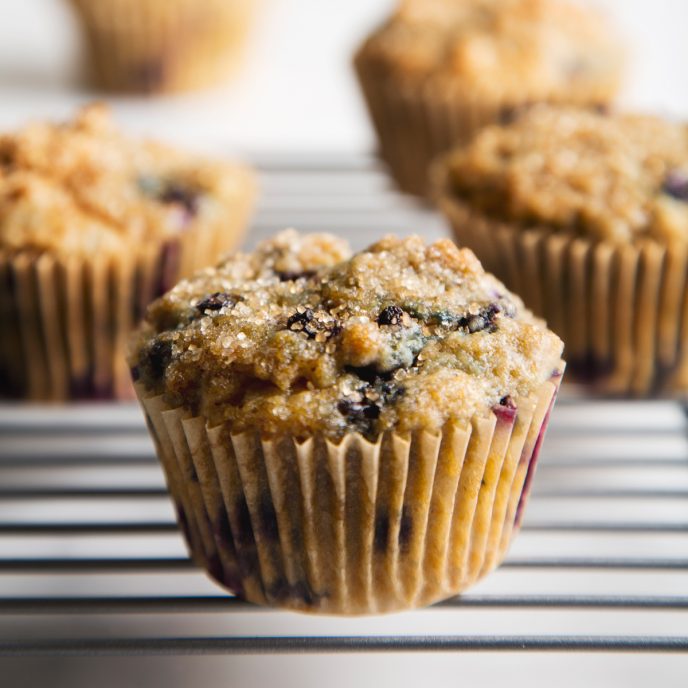 Healthy Blueberry Muffins | picklesnhoney.com #vegan #blueberry #muffins #breakfast #snack #recipe