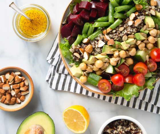 15 Minute Vegan Cobb Salad | picklesnhoney.com #vegan #cobb #salad #recipe #lunch #dinner #glutenfree