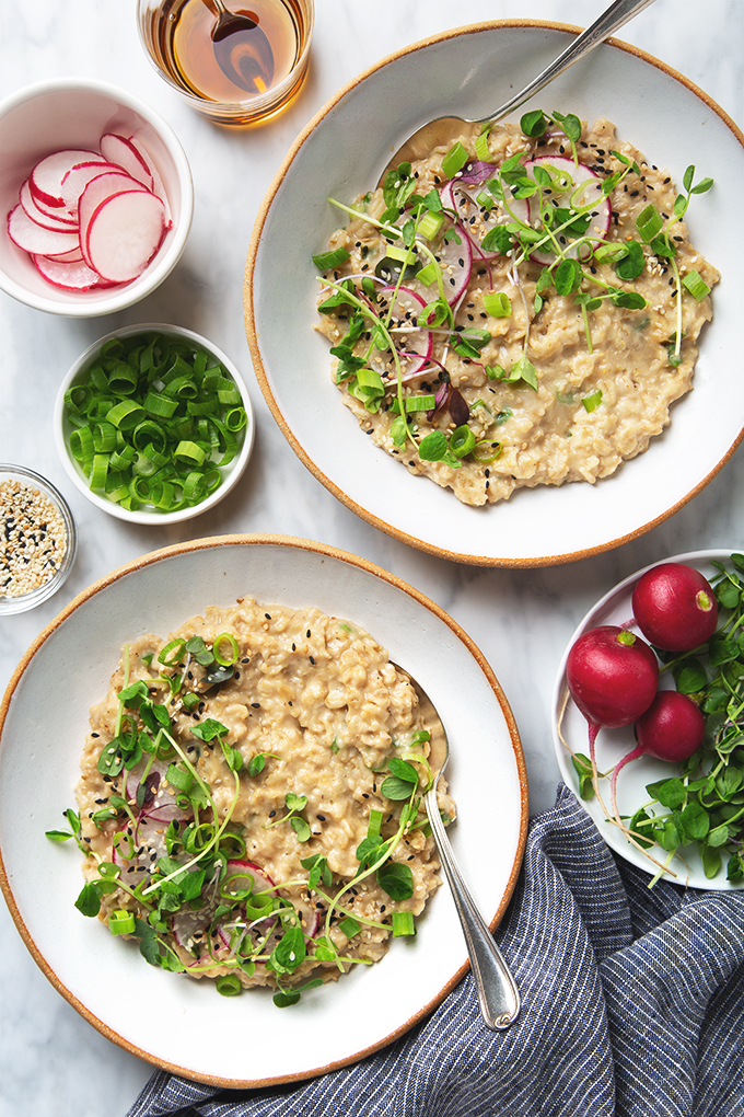 15-Minute Savory Sesame Miso Oats! (Vegan & Gluten-Free) | picklesnhoney.com #lunch #dinner #savory #oatmeal #recipe