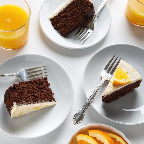 Vegan Orange Chocolate Cake with Fluffy Buttercream Frosting | picklesnhoney.com #vegan #chocolate #orange #cake #recipe #dessert