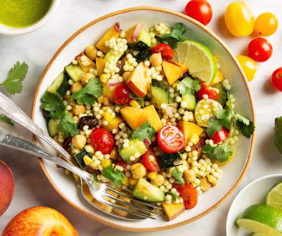 Summer Couscous Salad with Cilantro Lime Vinaigrette | picklesnhoney.com #summer #couscous #salad #cilantro #lime #vinaigrette #side #lunch #dinner #vegan #recipe