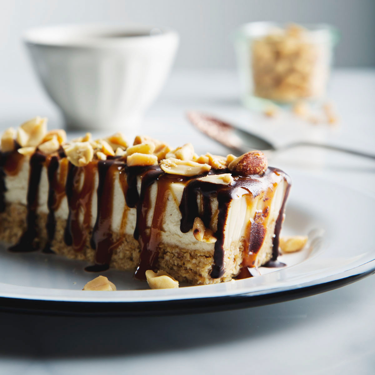 No-Bake Vegan Snickers Cheesecake Bars | picklesnhoney.com #vegan #snickers #cheesecake #dessert #recipe #glutenfree